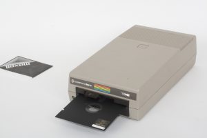 Commodore-1541-disk-drive-300x200.jpg