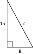Se muestra un triángulo rectángulo. El ángulo recto está marcado con una caja. El lado que cruza desde el ángulo recto está etiquetado como c. Uno de los lados que toca el ángulo recto está etiquetado como 15, el otro está etiquetado como “8”.